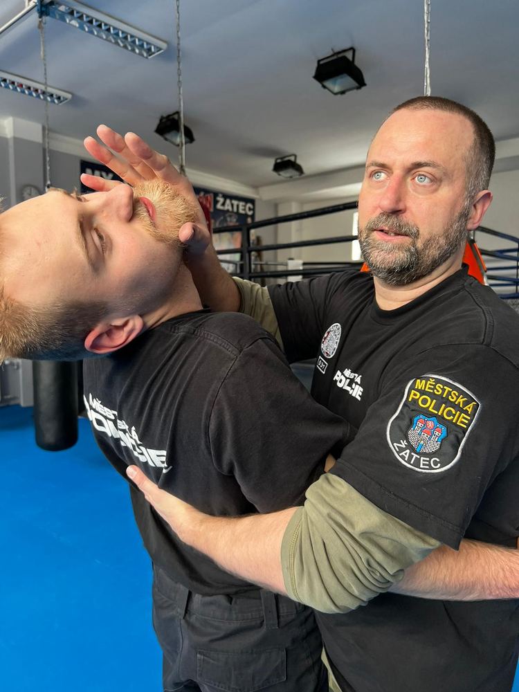 Štěpán Benca při výcviku sebeobrany